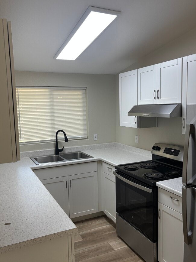 property at 80 Kaer Ave