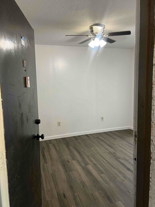 402 Skyview Dr in Birmingham, AL - Building Photo