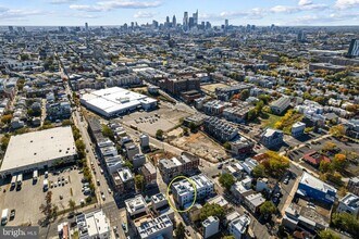 411 W Berks St in Philadelphia, PA - Building Photo - Building Photo