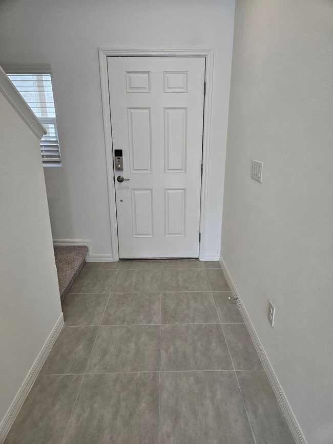 2264 Paravane Way in Wesley Chapel, FL - Building Photo - Building Photo