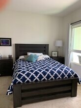 12655 Bluff Creek Dr, Unit 403 in Los Angeles, CA - Building Photo - Building Photo