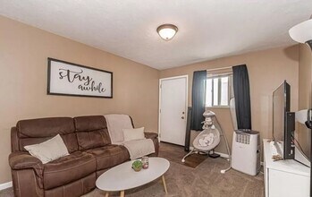 255 E Main St in Rexburg, ID - Building Photo - Building Photo