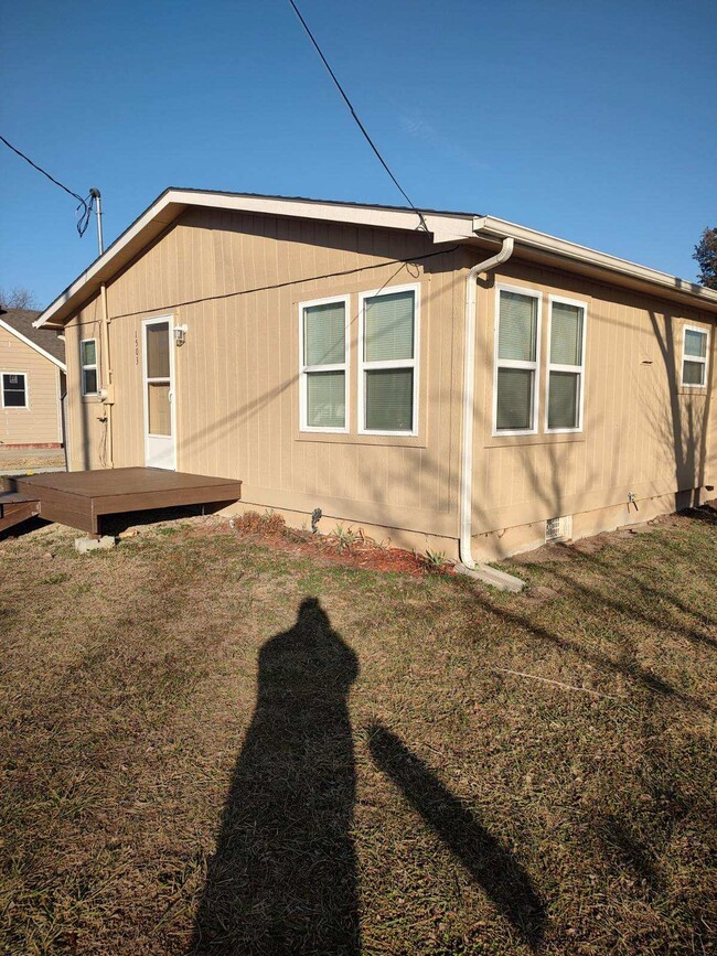 1503 Osborne St in Salina, KS - Building Photo - Building Photo