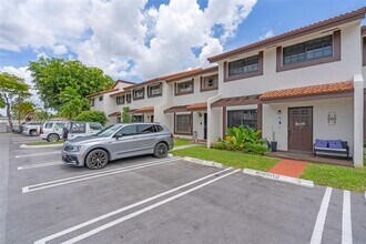 5725 SW 132nd Ct in Miami, FL - Building Photo - Building Photo