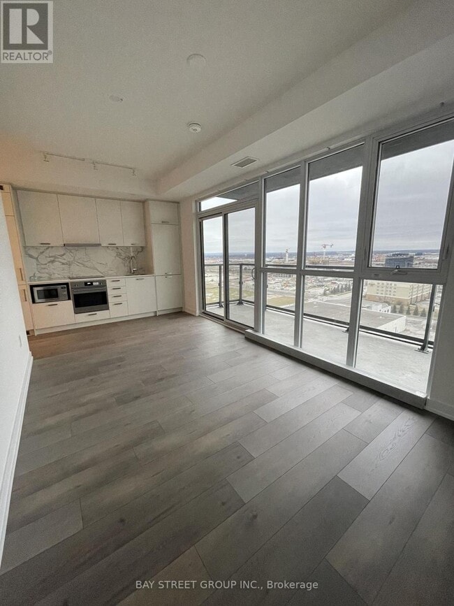 property at 10 Honeycrisp Cres