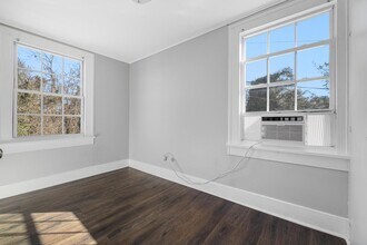 3806 Memorial Blvd in Kingsport, TN - Building Photo - Building Photo