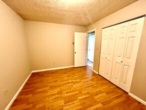 109 Bolton Ave in Richmond, KY - Foto de edificio - Building Photo