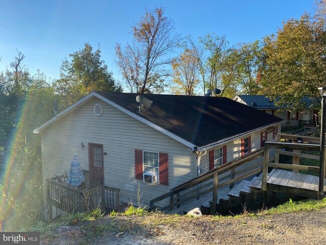 property at 30 Westridge Dr
