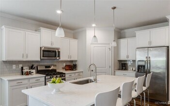 5649 Rohan Pl in Moseley, VA - Building Photo - Building Photo