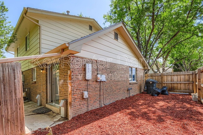 property at 1350 Zephyr St