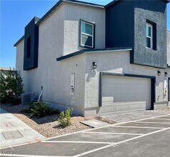 4862 Orchid Rdg Ave in Las Vegas, NV - Building Photo - Building Photo