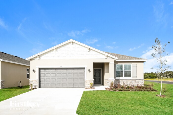 628 Crown Rose Dr in Eagle Lake, FL - Building Photo