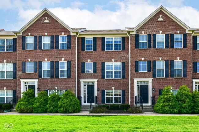 property at 9050 Mercer Dr