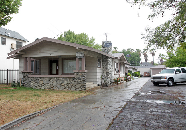 The Pasadena Street Apartments