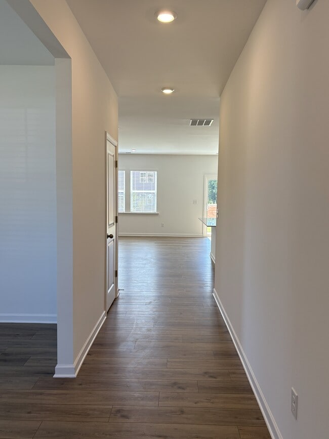 212 Paisley Wy in Locust Grove, GA - Building Photo - Building Photo