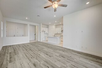1566 Rock Kestrel St in Las Vegas, NV - Building Photo - Building Photo