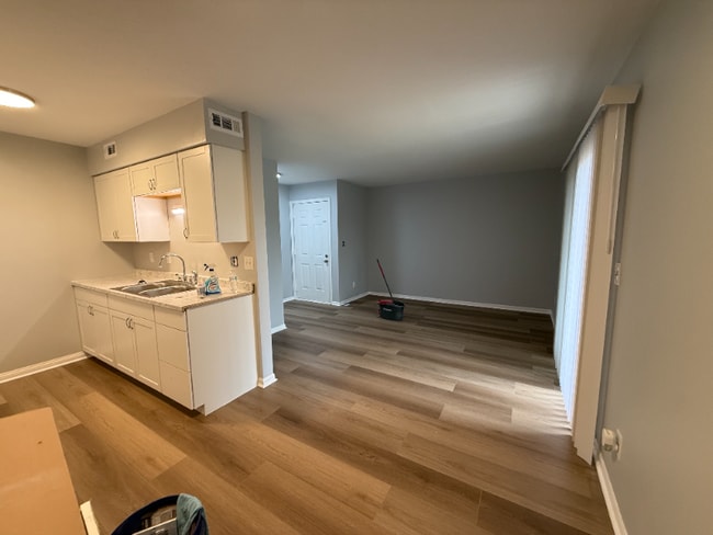 1114 5th St, Unit 1 in Rising Sun, IN - Foto de edificio - Building Photo