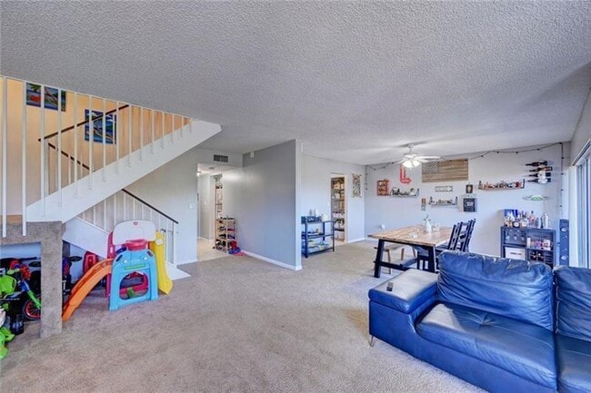 731 N Pine Island Rd in Plantation, FL - Building Photo - Building Photo