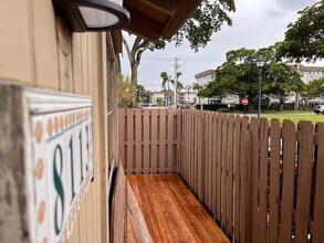 8113 SW 24th St, Unit 842 in Davie, FL - Building Photo - Building Photo