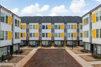 Enderly Towns - Townhomes for Rent in Charlotte, NC - Enderly Neighborhood in Charlotte, NC - Foto de edificio - Building Photo