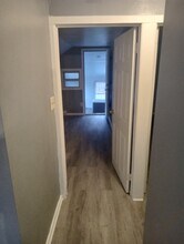 1560 Corbin Ave, Unit Eduardo soler in New Britain, CT - Foto de edificio - Building Photo