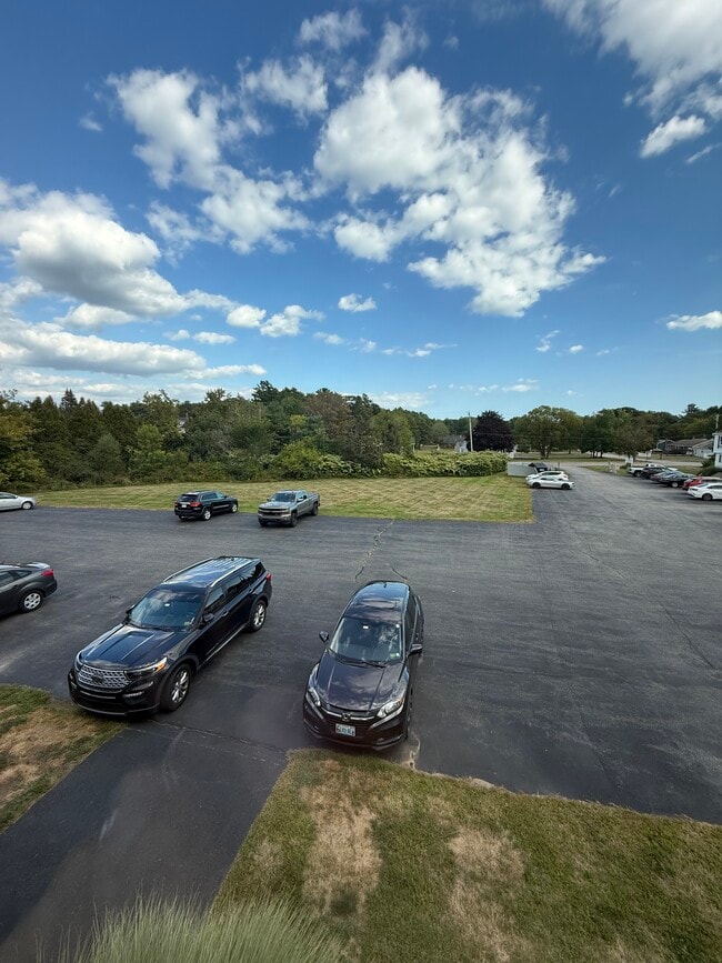 110 Granite St, Unit Condo #13 in Biddeford, ME - Foto de edificio - Building Photo