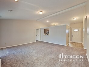 5724 Blackstone Ave in Indianapolis, IN - Building Photo - Building Photo