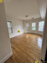 44 Champney St, Unit Champney St in Boston, MA - Building Photo - Building Photo