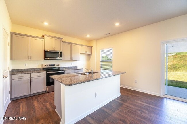 property at 322 Heritage Crossing Dr