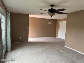 11 River Ln in Brick, NJ - Building Photo - Building Photo