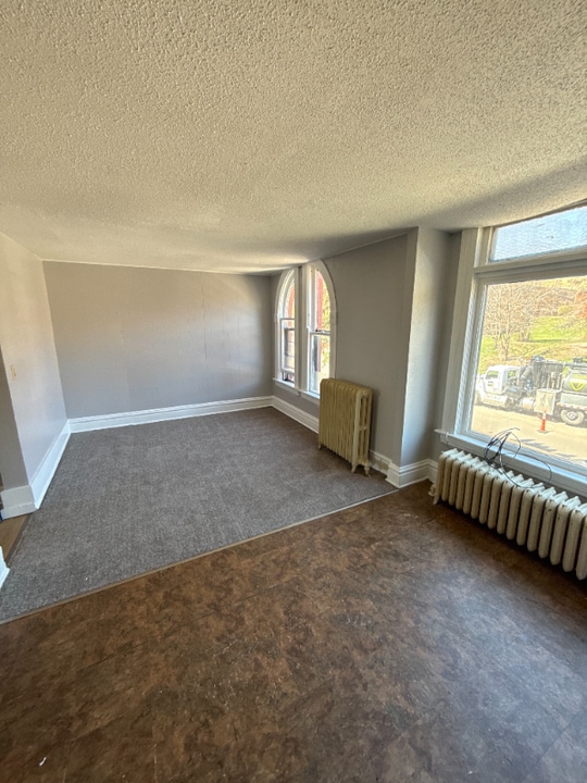 116 E 3rd St in Duluth, MN - Building Photo