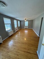 209 W Parkway Ave in Chester, PA - Building Photo