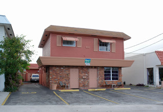 407 S 3rd St in Lake Worth, FL - Building Photo - Building Photo