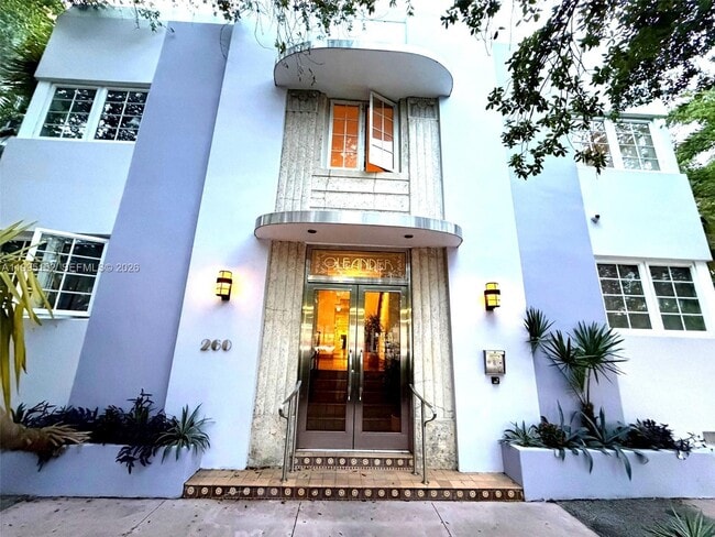 260 Euclid Ave in Miami Beach, FL - Building Photo - Building Photo