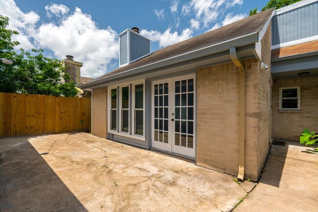 4132 Boone Rd in Houston, TX - Building Photo - Building Photo