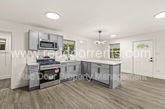 1254 McDougal St in Indianapolis, IN - Building Photo - Building Photo