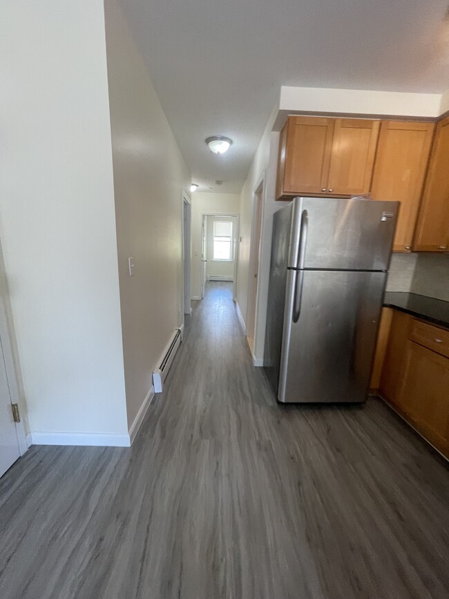 102 28th Ave, Unit 2 in Brooklyn, NY - Building Photo - Building Photo
