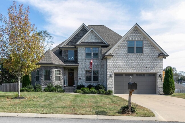 property at 135 Timberland Dr