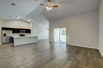 406 SW Fields Ave in Port St. Lucie, FL - Building Photo - Building Photo