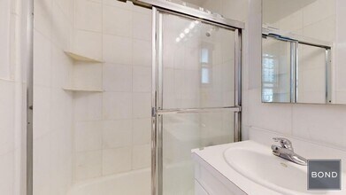 146 W 79th St in New York, NY - Building Photo - Building Photo