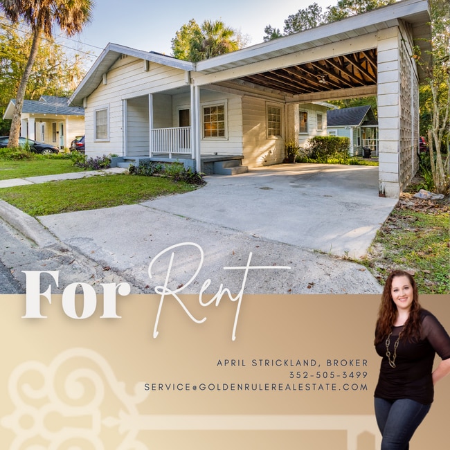 property at 221 SE 9 St