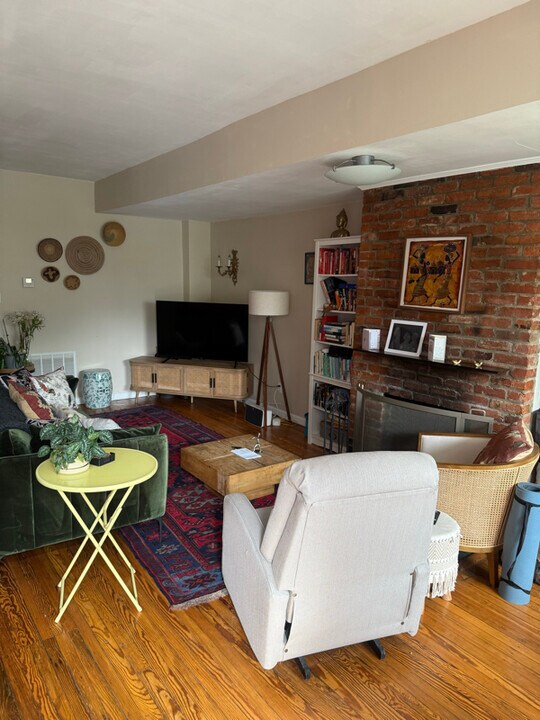 726 F St NW in Washington, DC - Building Photo