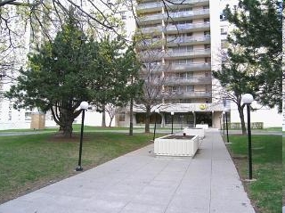 Ridley Towers in Toronto, ON - Building Photo - Building Photo