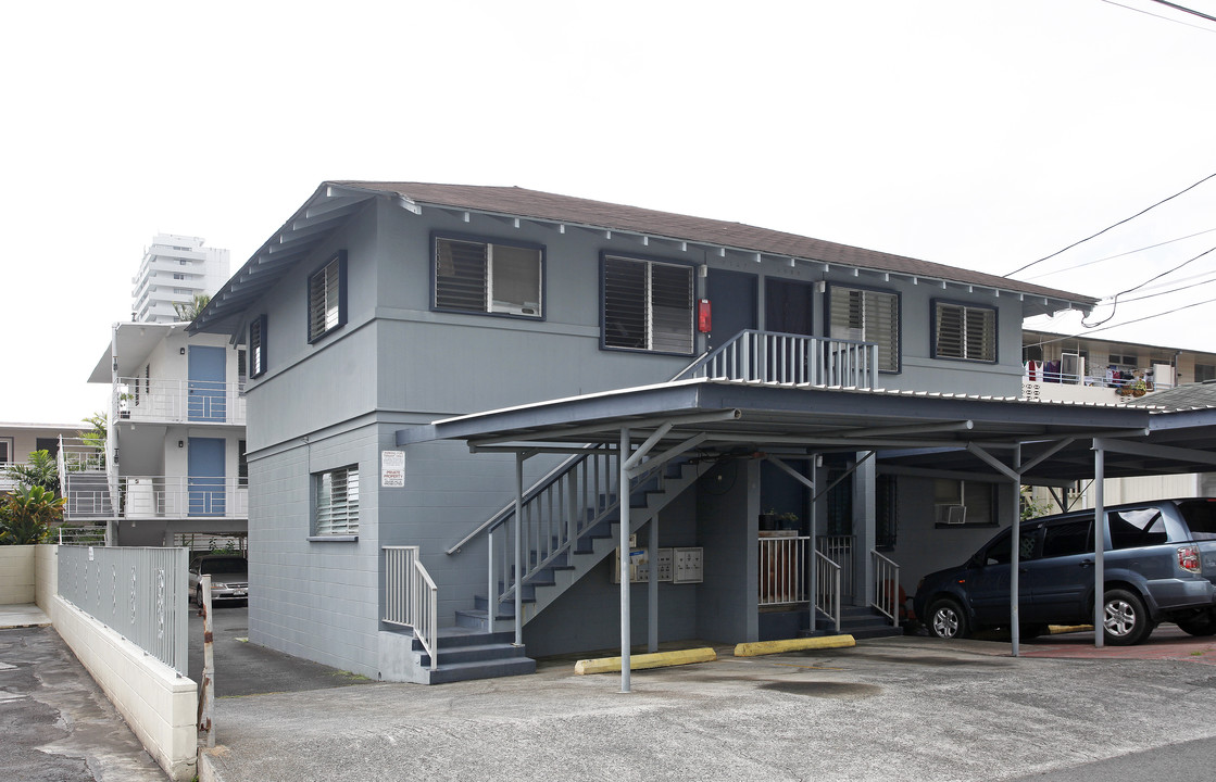 1327 Moku Pl in Honolulu, HI - Building Photo