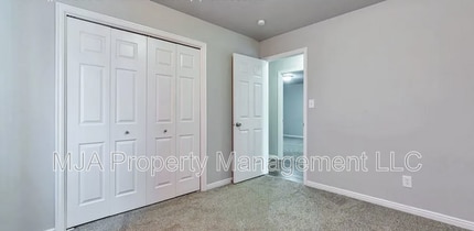 5674 Magic Isle Ln in Salt Lake City, UT - Building Photo - Building Photo