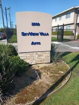 Skyview Villa & Somerset Apartments in Sacramento, CA - Building Photo