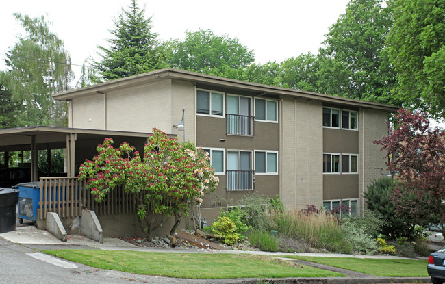 Elmwood Condos in Tacoma, WA - Building Photo - Building Photo