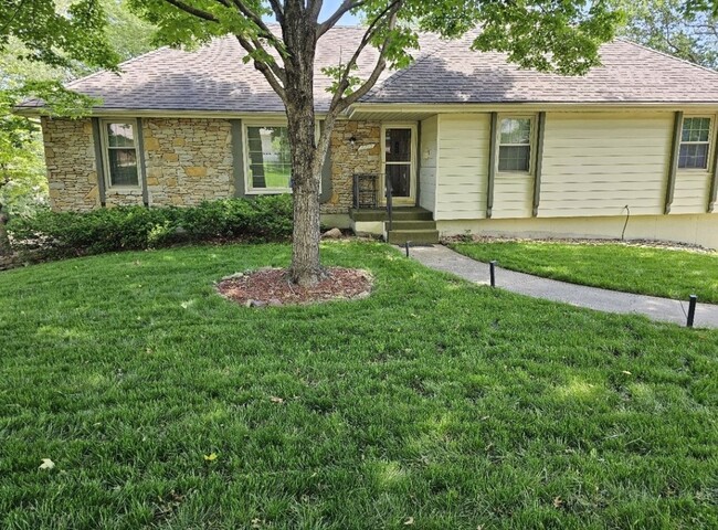 6713 N Euclid Ave in Kansas City, MO - Building Photo - Building Photo