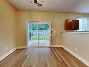 185 Chemistry Cir in Ladson, SC - Building Photo - Building Photo