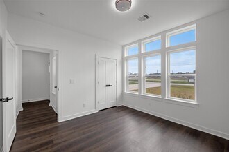 7430 Avenue E in Beasley, TX - Building Photo - Building Photo